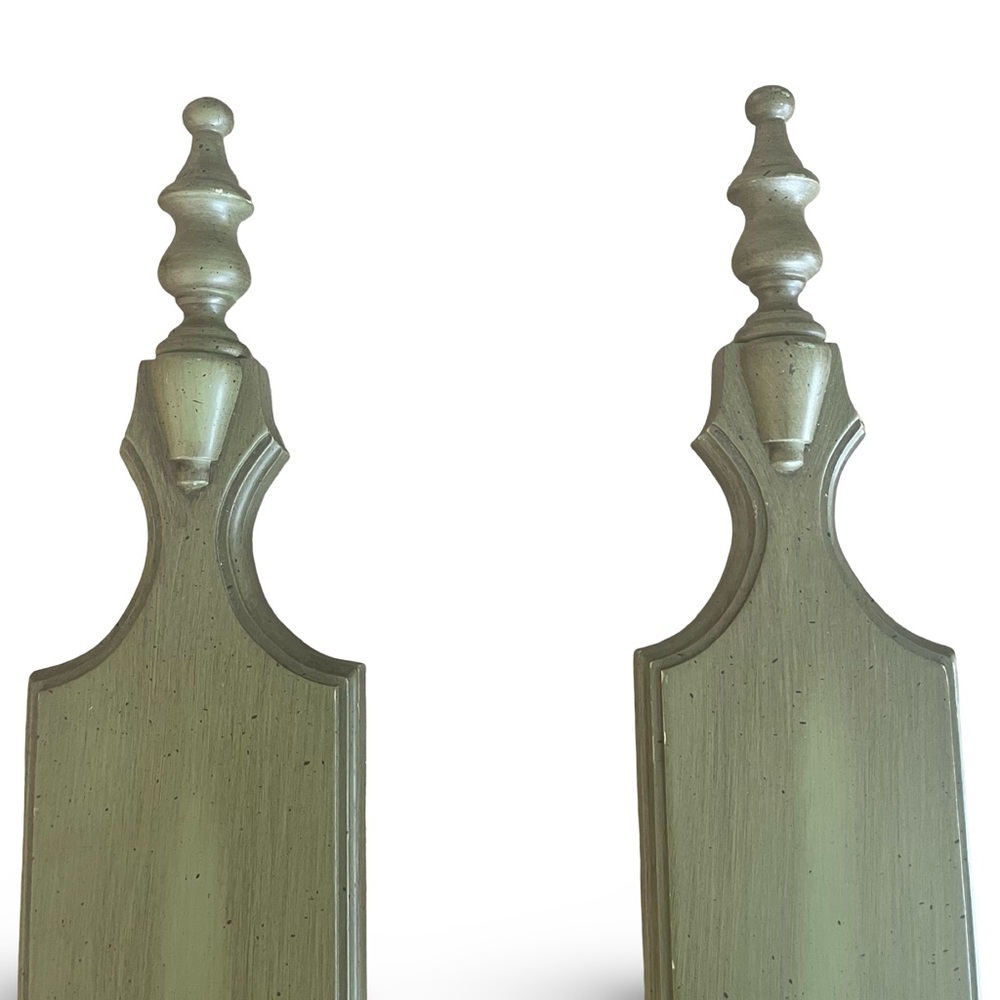 Vintage MCM Tell City Wall Sconces in Antique Green - Picture 4 of 8